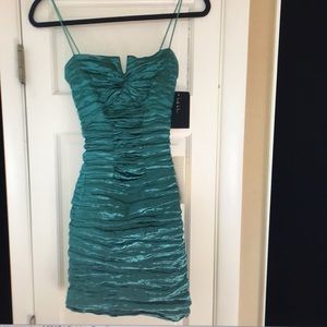 Nicole Miller Green Ruched Cocktail Prom Dress